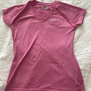 Under Armour pink tee